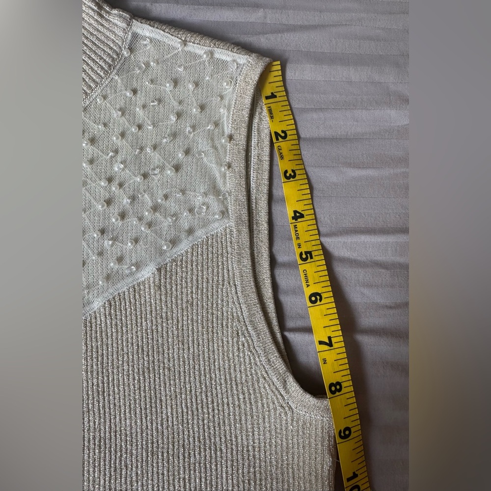 Cable & Gauge•embellished mock turtleneck sleeveless blouse•medium•silk blend - Picture 8 of 10